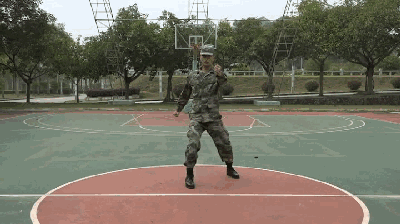 军体拳太难?兵哥教你简易版!