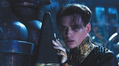 “我好像越来越喜欢脸上的小雀斑了”