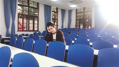 奚梦瑶 从入行那天起，就没有过安全感