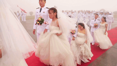 军礼服婚纱_婚纱礼服
