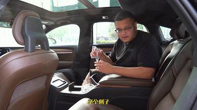 这台没有副驾的车,能卖100万?