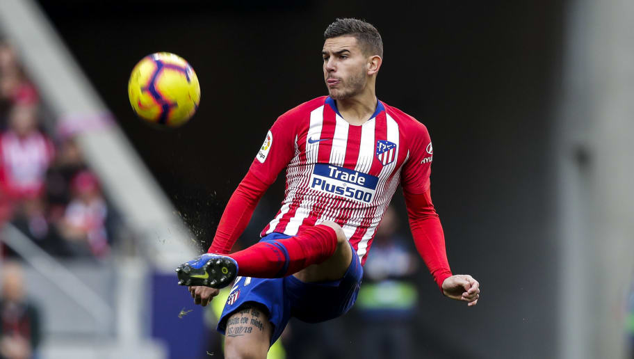 拜仁将在冬窗签下马竞后卫卢卡斯