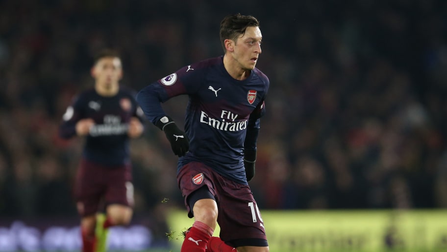 古典前腰的末日?换下厄齐尔是埃梅里最大败笔