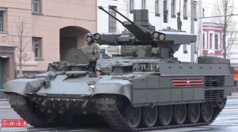 多炮坦克重现!2018红场阅兵武器抢鲜看