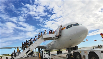 孤岛塞班:1500名中国旅客的72小时