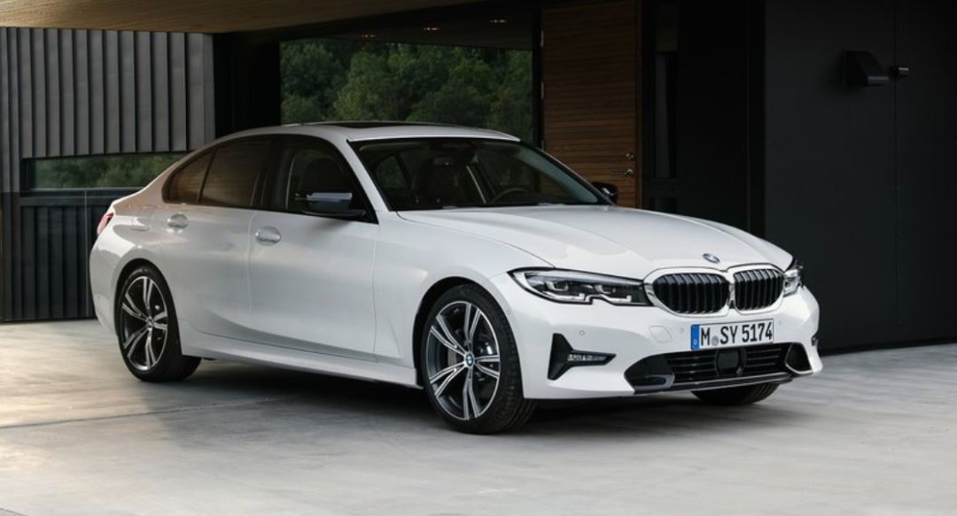 全新宝马3系涉嫌抄袭?宝马粉儿说这跟众泰不一样|聚论