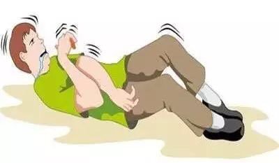 凌晨三点,一位全身抽搐,口吐白沫的男子从麻将桌上被送入急诊科.