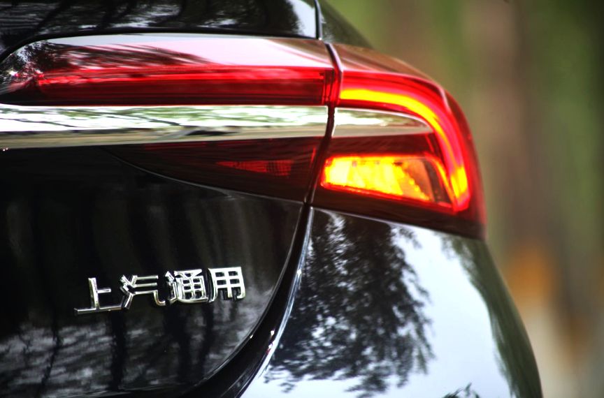 汽势评测|比帕萨特有想法比亚洲龙还大——试驾2019款全新别克君越