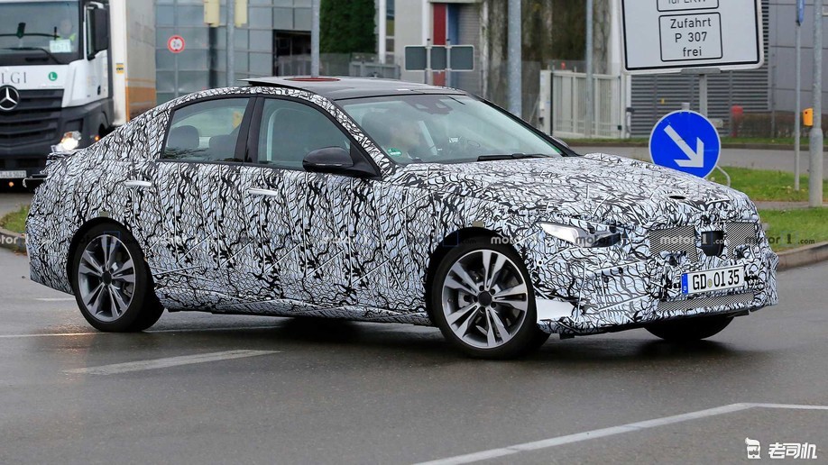 时间过得快不快?奔驰C级又要换代了