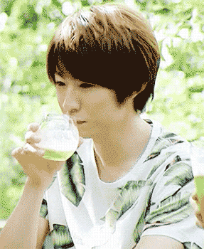 kirakira王子与天然“笨蛋” 这个小可爱36岁啦