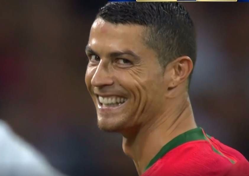 反超梅西!C罗跃居现役世界杯射手榜第二位!穆