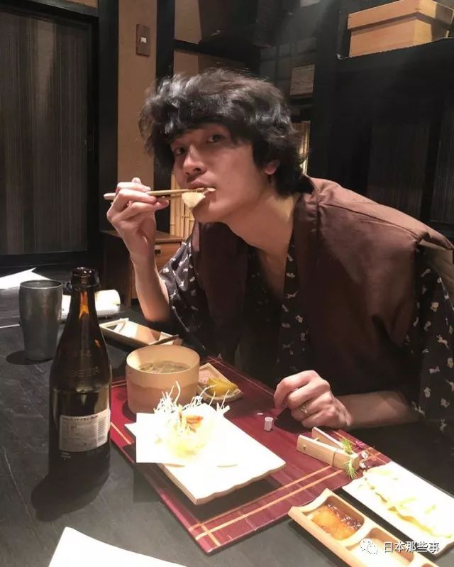 小嶋阳菜和IT社长恋爱 今年是IT社长们的胜利！