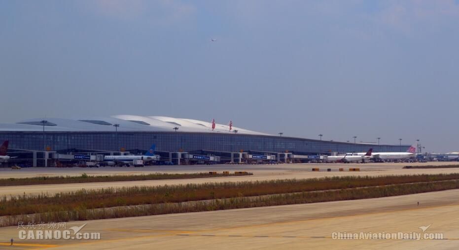 受低能见度天气影响 南京机场通行能力下降30