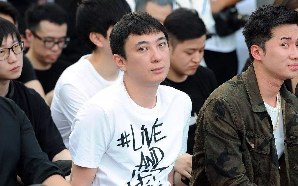 分分彩送彩金可提款·数说70年:移动电话用户超15亿,数据经济超31万亿