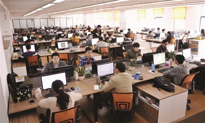 如皋 发展高质量 幸福绽笑颜