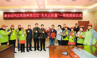西安老年人口_目前,我国老年人口已突破-西安市老龄产业协会(2)