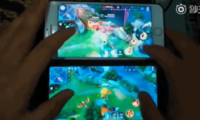 硬核玩家!王者荣耀大佬同时操作两部手机,自己给自己打辅助?