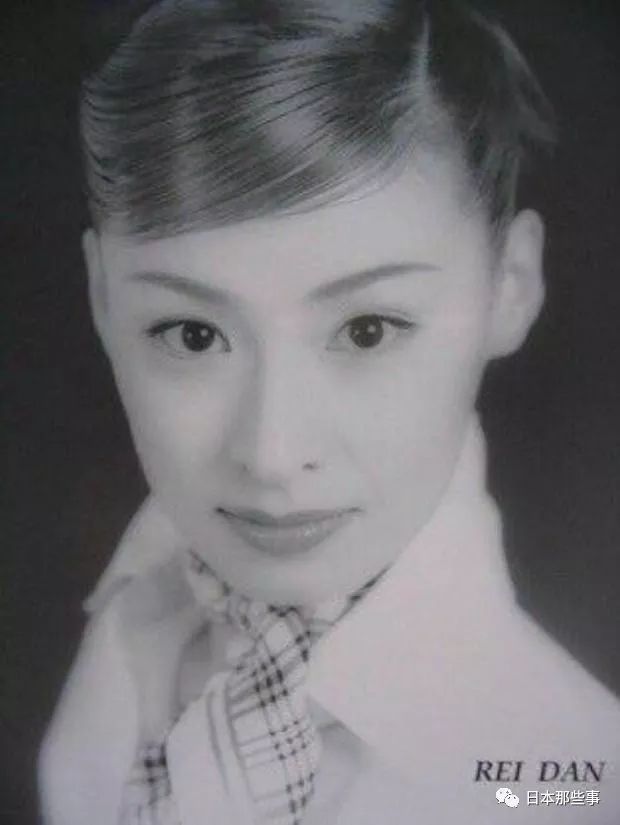 及川光博檀丽宣布和平离婚 这对终究也是散了