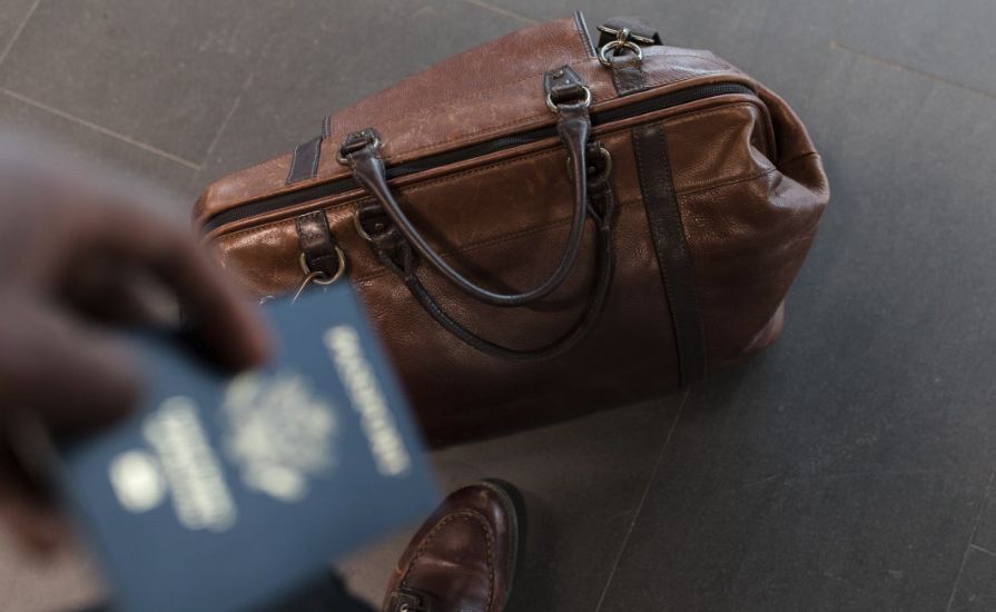 留学生回国月薪揭秘:82% 的人薪资不过万!