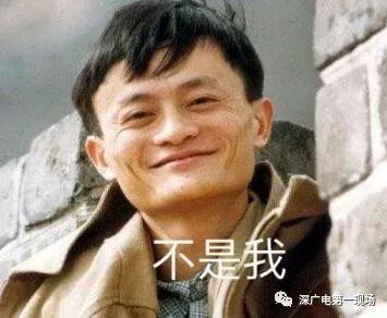 到了这个年纪,会在你耳边轻轻唱歌,喜欢你的肉