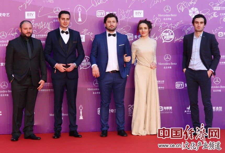 第八届北京国际电影节闭幕红毯群星闪耀 舒淇