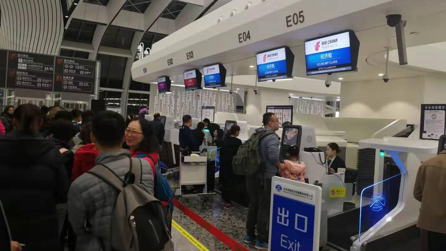 银豹娱乐平台主管qq 酷图“阅兵男神”惊现新训场,小伙伴们高呼帅爆了