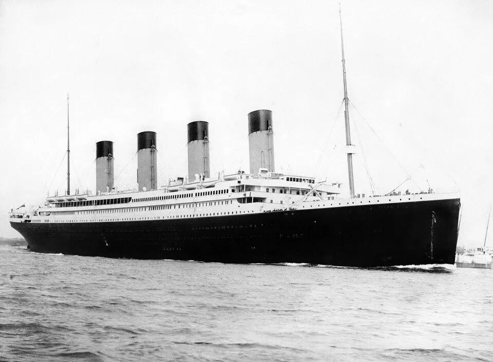 1912年拍摄的泰坦尼克号照片