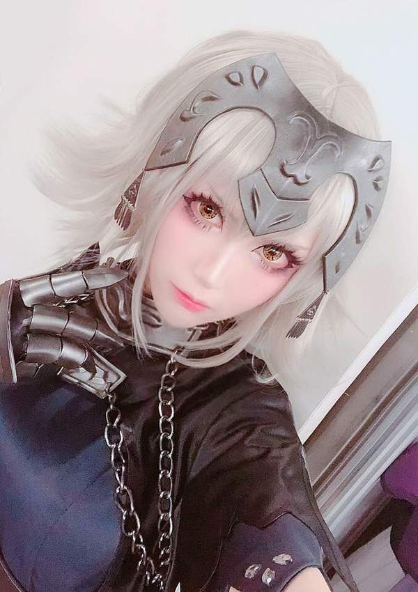 11区妹纸cos《fgo》旗袍黑贞德 营养真的跟不上了!