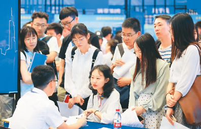 「澳门金沙绑定送26」国际规则制定岂能听任一家之言