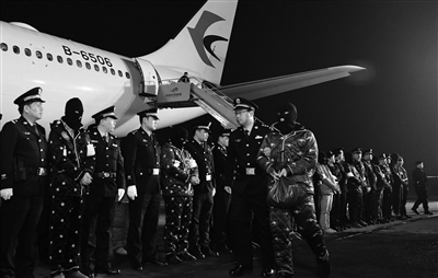 191名网络刷单诈骗嫌犯被押解回国