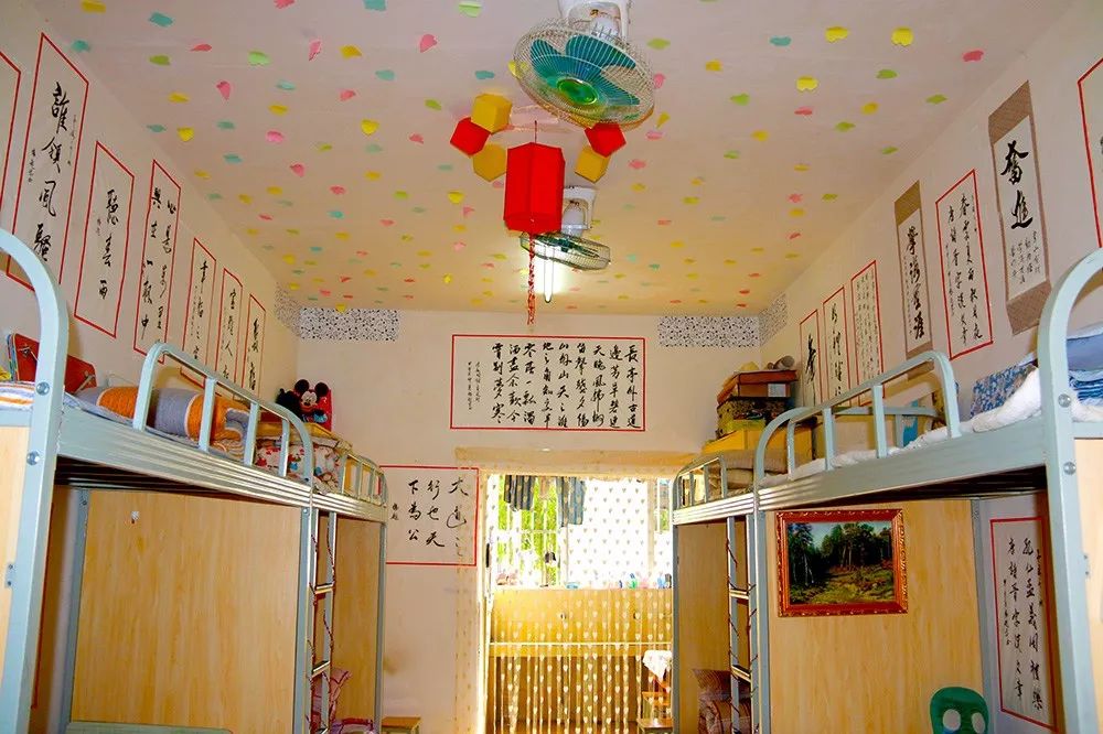 你好,我是成都艺术传媒学院!