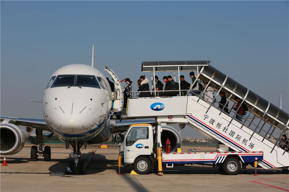 宁波机场成为2018年全国首个新晋“千万级机场俱乐部”的机场