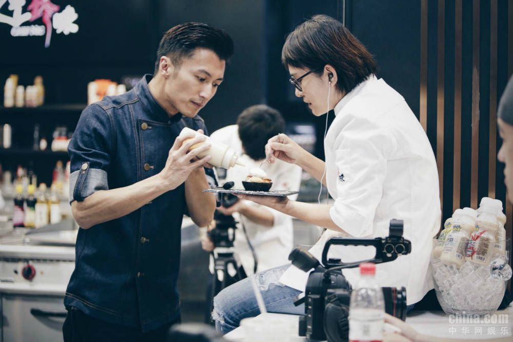 《锋味2》监制陈仲祥:它不只是道菜 也是一个