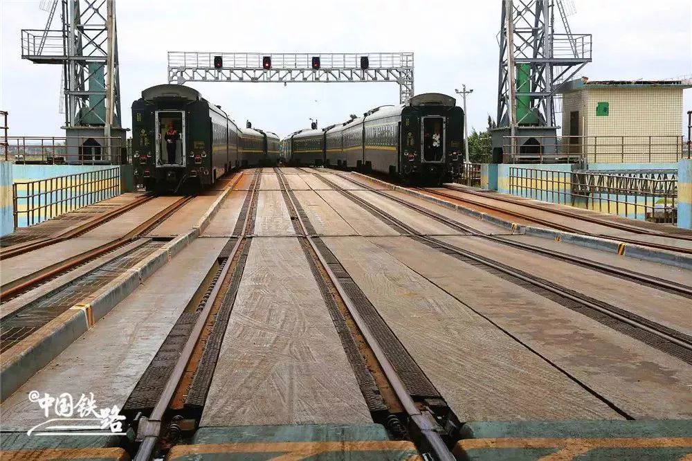 火车是怎么过海的?海南这一神奇操作上了热搜