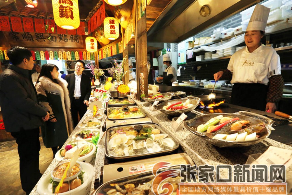 畅享美食 2019年经开区美食民俗嘉年华年味十足