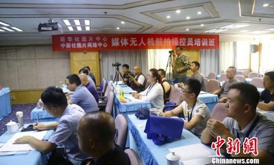 此次培训由来自全国十多个省市传媒行业的参训学员参加。 郭逸书 摄