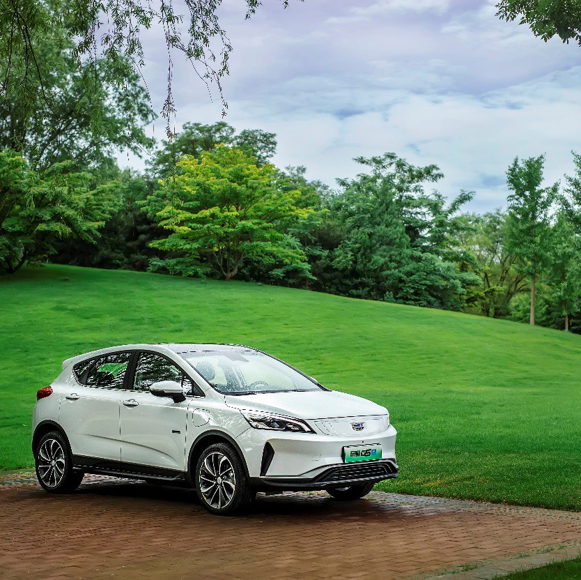 型出动静 纯电动跨界SUV帝豪GSe补贴后11.98万元起售