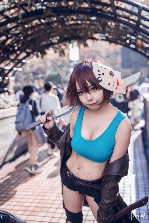 日本萌妹Cos《杀戮都市》山咲杏 紧身皮衣完美身材