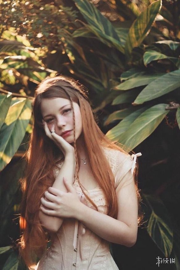 精灵在人间!19岁巴西萝莉颜主播小姐姐皮肤白皙 身材火辣!