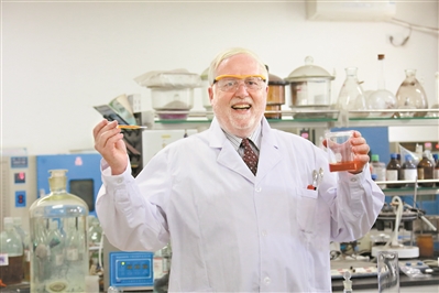 牛津胖博士 中国乡村搞科普