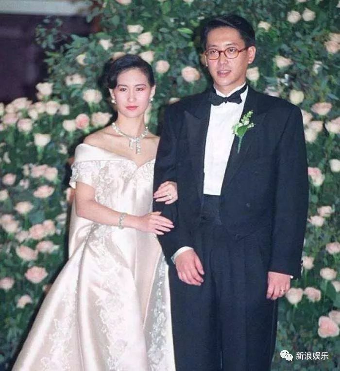 连李嘉欣都要被担心钱不够花了？