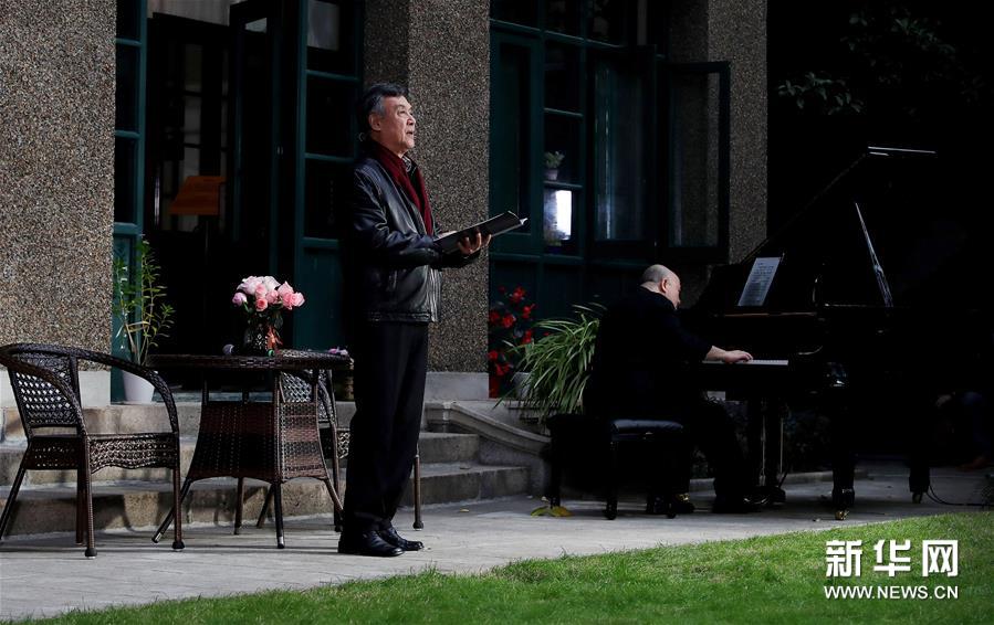 巴金萧珊作品诵读会在上海举行 奚美娟等出席