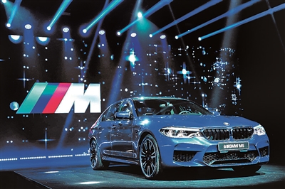 全新BMW M5 高性能商务轿车