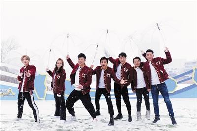 兄弟团 跑进联合国挑战英语演讲|奔跑吧|热血街