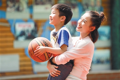 黄圣依：有些经历和挣扎，是人生不可避免的