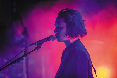 归来的两年郭顶成优质音乐代名词