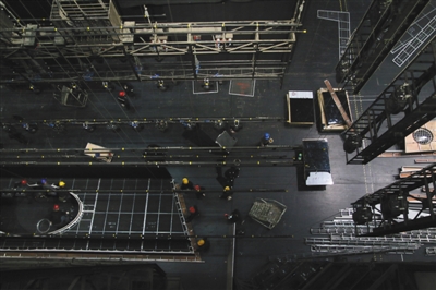 舞台换景如何不穿帮?探秘国家大剧院演出后台