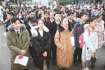 南艺校考“开锣” 高颜值考生也要“拼内涵”