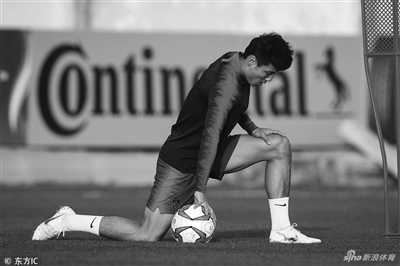 今晚十点亚洲杯国足战泰国