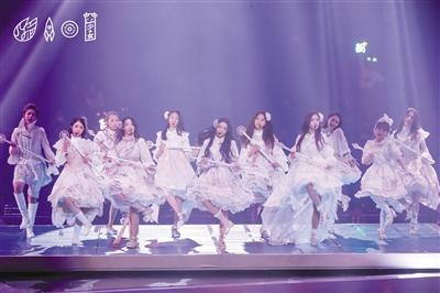 “偶像产业每个环节都不专业”